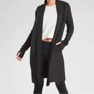 Athleta Compact Coaster Long Wrap Black Size XS