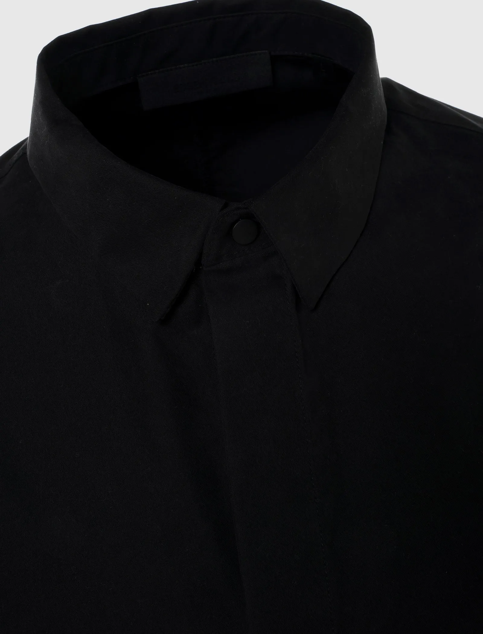 BUTTON-DOWN SHIRT