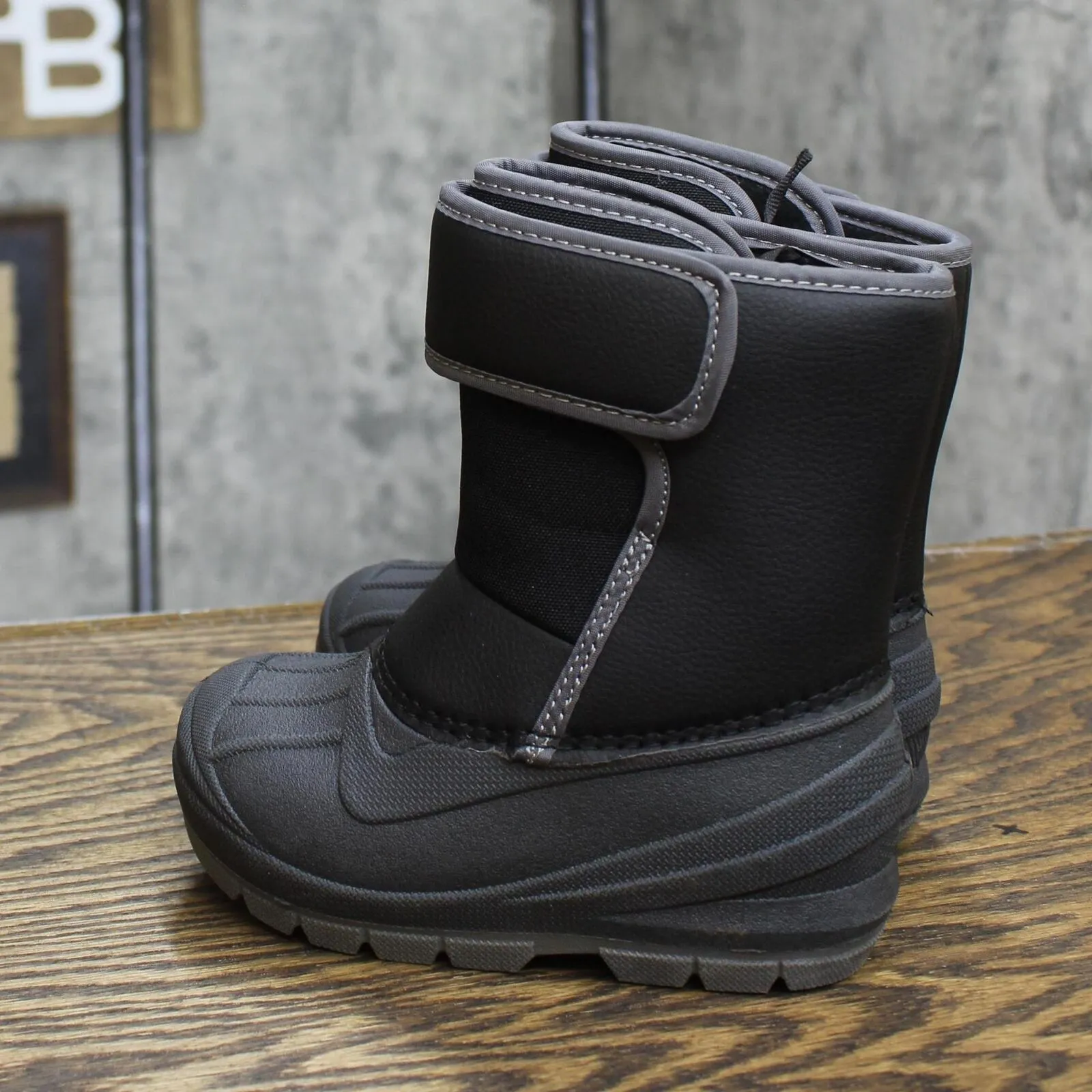 Cat & Jack Toddler Boys Lenny Winter Boots 88236579 Black 7T