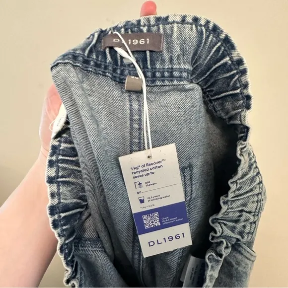DL1961 NWT Laura Elastic High Waist Denim Shorts
