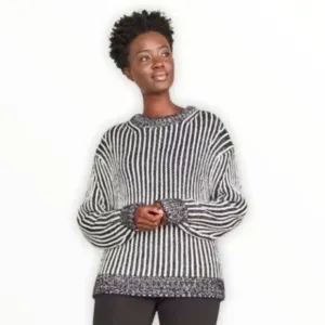 Elizabeth and James Black Striped Chunky Knit Crewneck Sweater Small