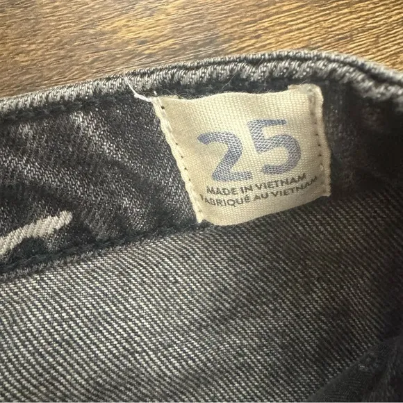 Free People Bailey Maverick Denim Raw hem Mini Skirt-Size 25 NWOT