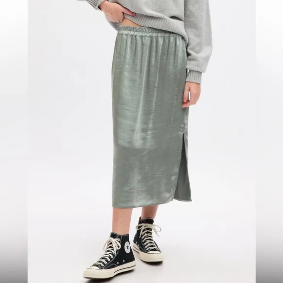 GAP Satin Midi Skirt Sage Green Size Small Side Slit Elastic Waist NWT