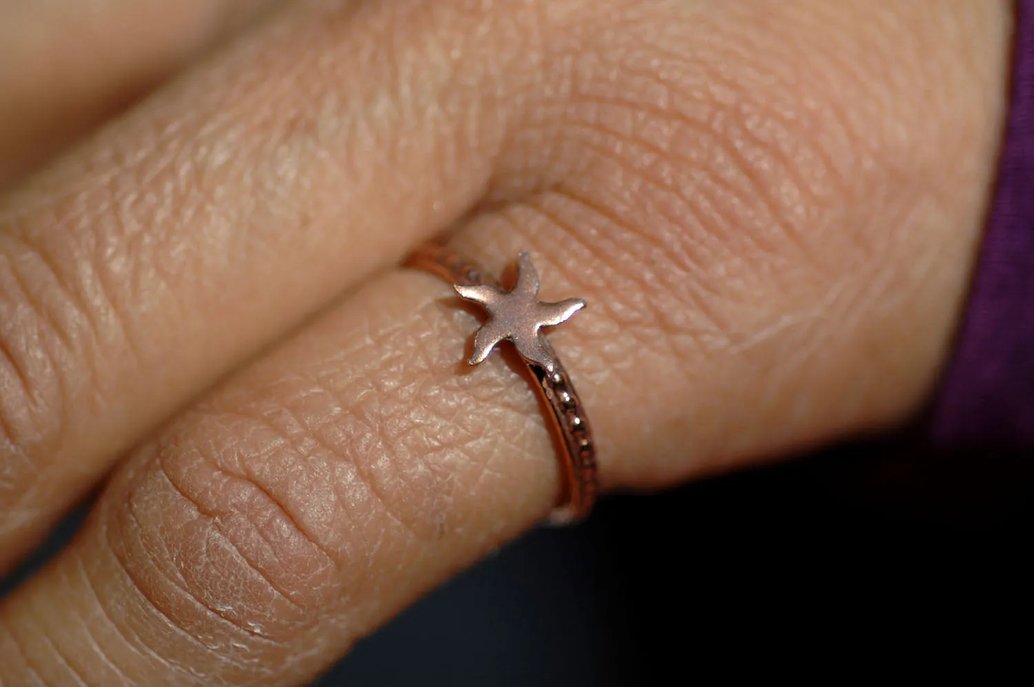 Hammered 5 Petal Pointed Flower Most Tiny Metal Mini Blanks 4.2mm