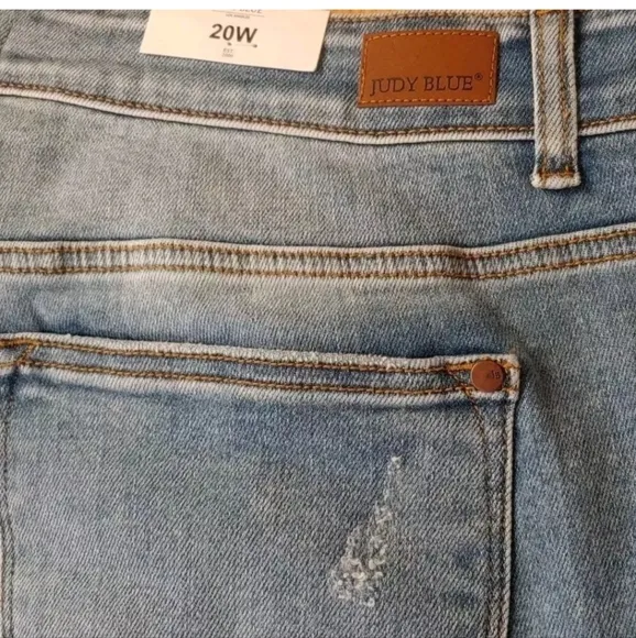 Judy Blue Boyfriend Jeans Woman Plus 20W High Rise Destroyed Stretch Denim New