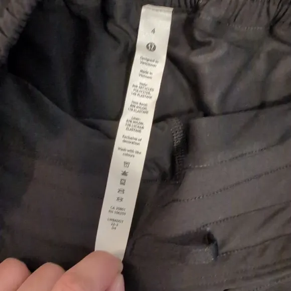 Lululemon Black Hotty Hot HR Skirt *Long