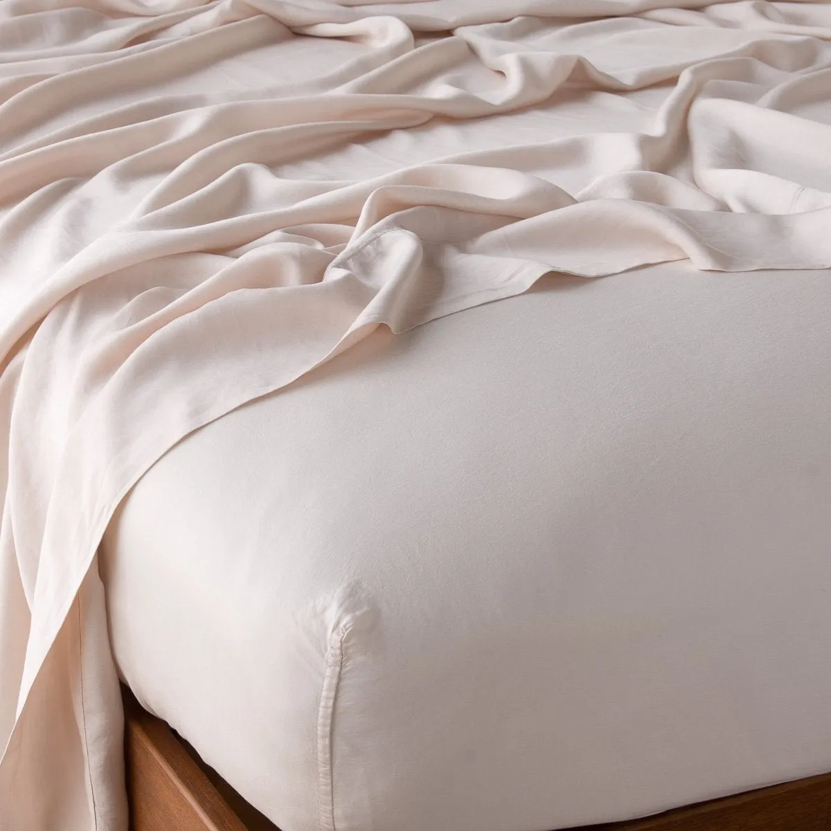 Madera Luxe Fitted Sheet - Twin, Twin XL, Full