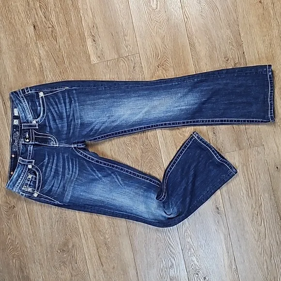 Miss Me Easy Boot Mid Rise Curvy Fit Embroidered Flap Pocket Dark Wash Jean
