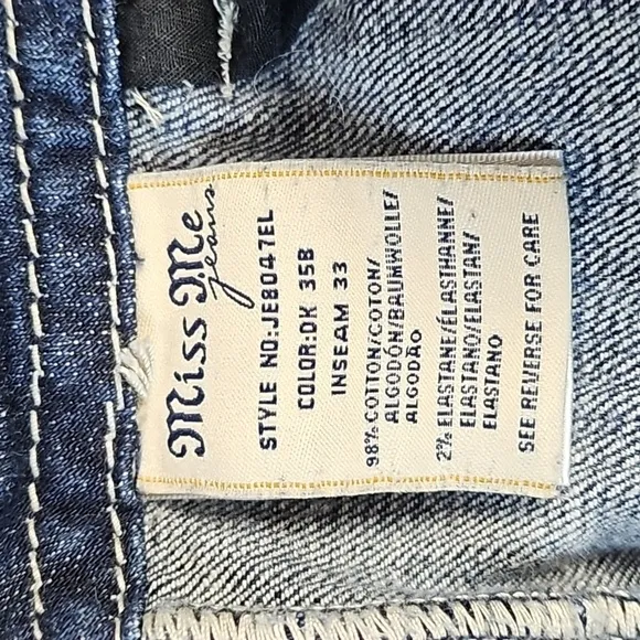 Miss Me Easy Boot Mid Rise Curvy Fit Embroidered Flap Pocket Dark Wash Jean