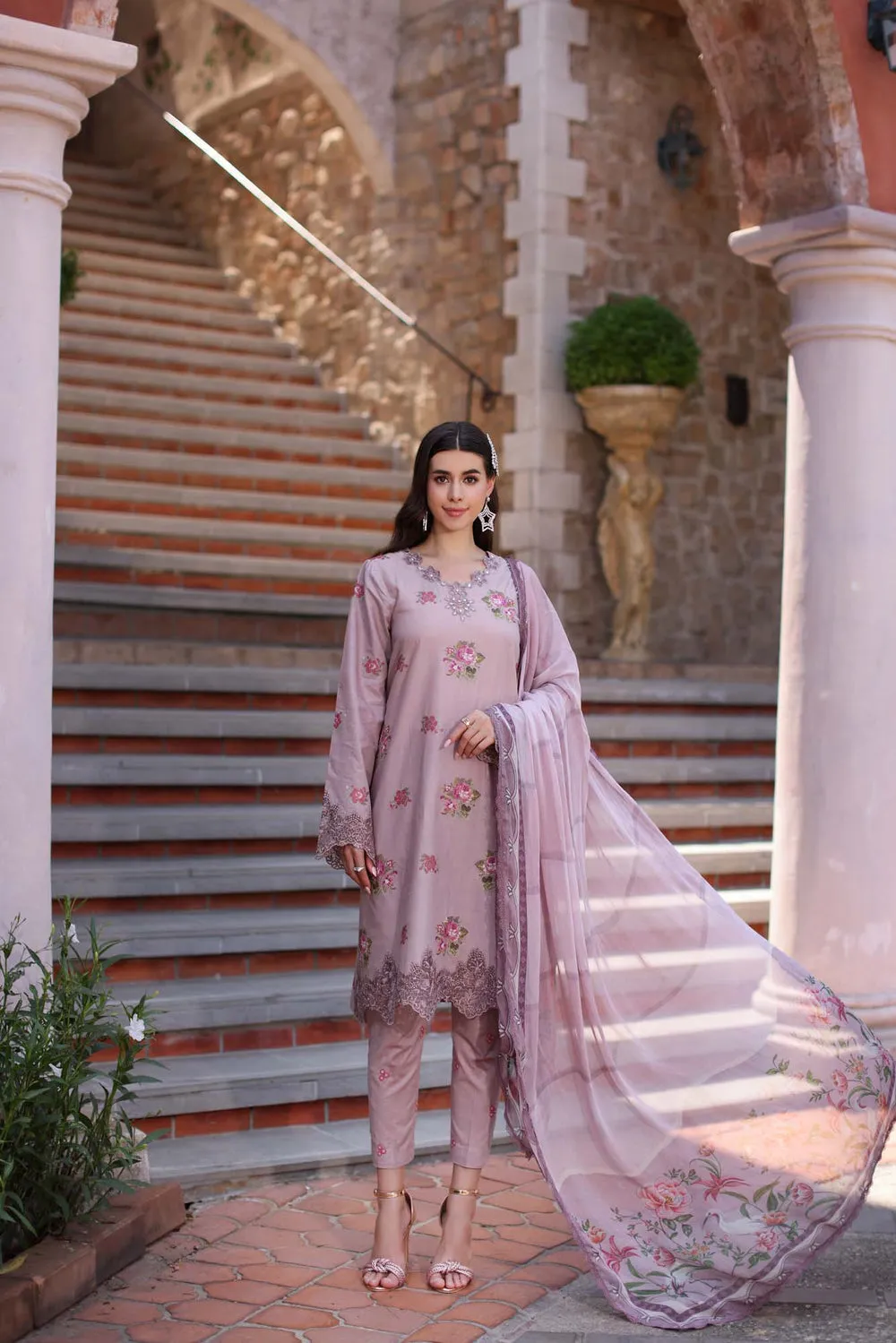 Noor Eid Luxe Printkari'24 by Saadia Asad | D4