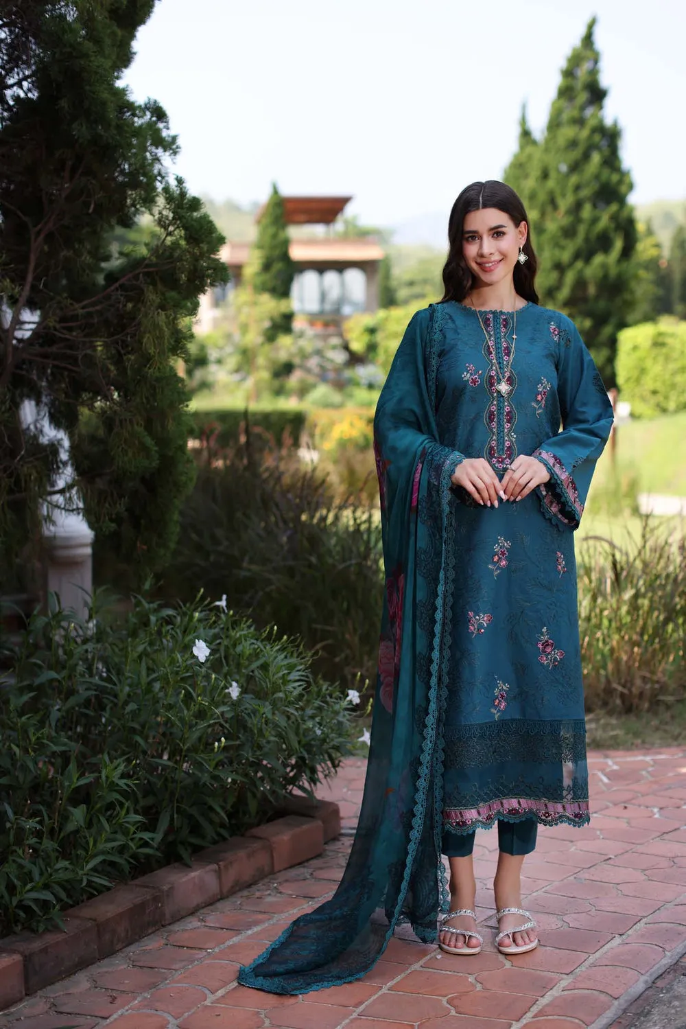 Noor Eid Luxe Printkari'24 by Saadia Asad | D9