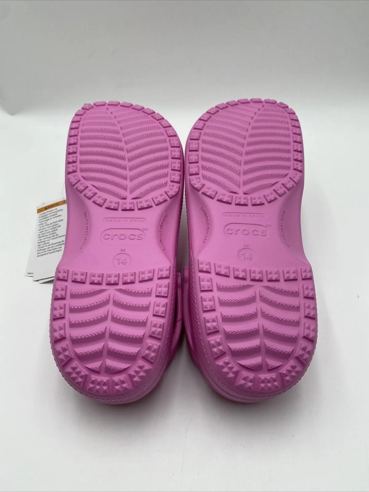 NWOB Men’s Crocs Classic Clogs Pink Size 14M - Very Good