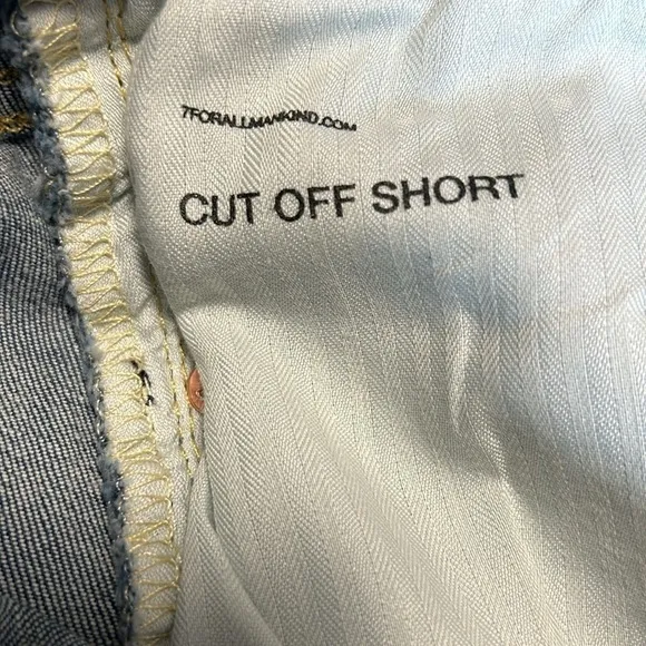 NWT 7 For All Mankind Cut Off Denim Jean Shorts‎ 26