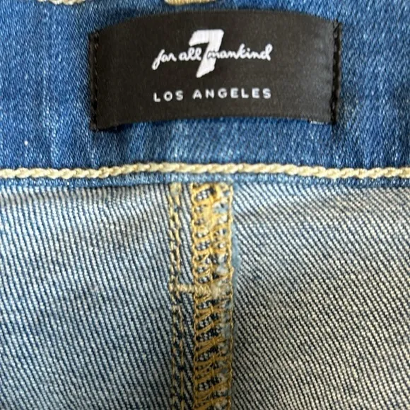 NWT 7 For All Mankind Cut Off Denim Jean Shorts‎ 26