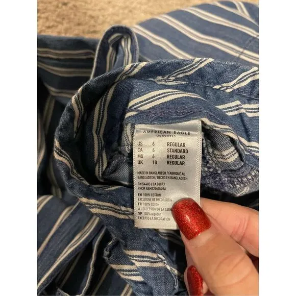 NWT American Eagle Women's Size 6 Blue Striped Wide-Leg Chambray Pa