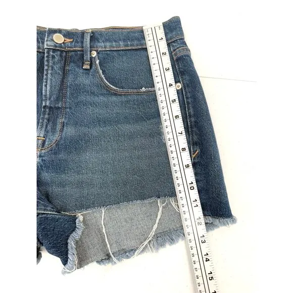 NWT Good American Good '90s Cutoff Blue 645 Denim Shorts Size 4