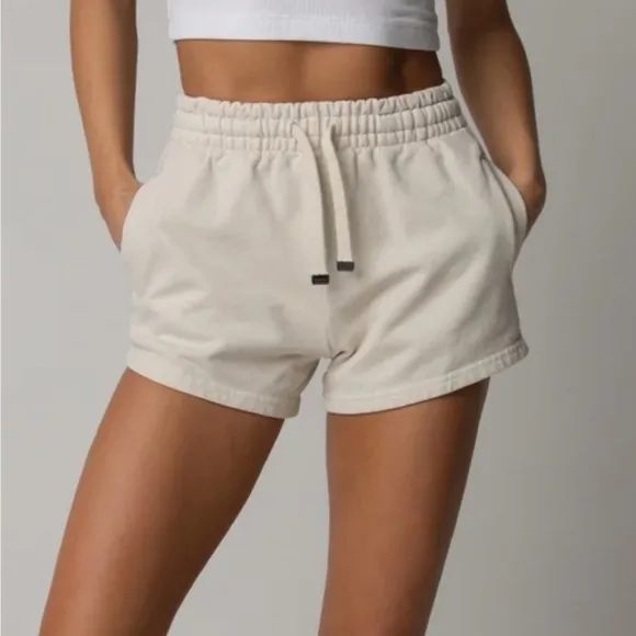 NWT Talentless Womens Heavyweight Classic Sweat Shorts in Bone Size S Lounge