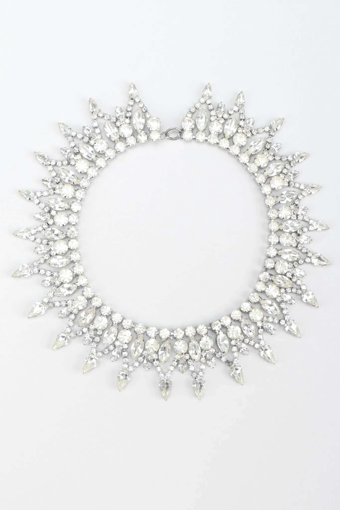 Pointed Crystal Collar