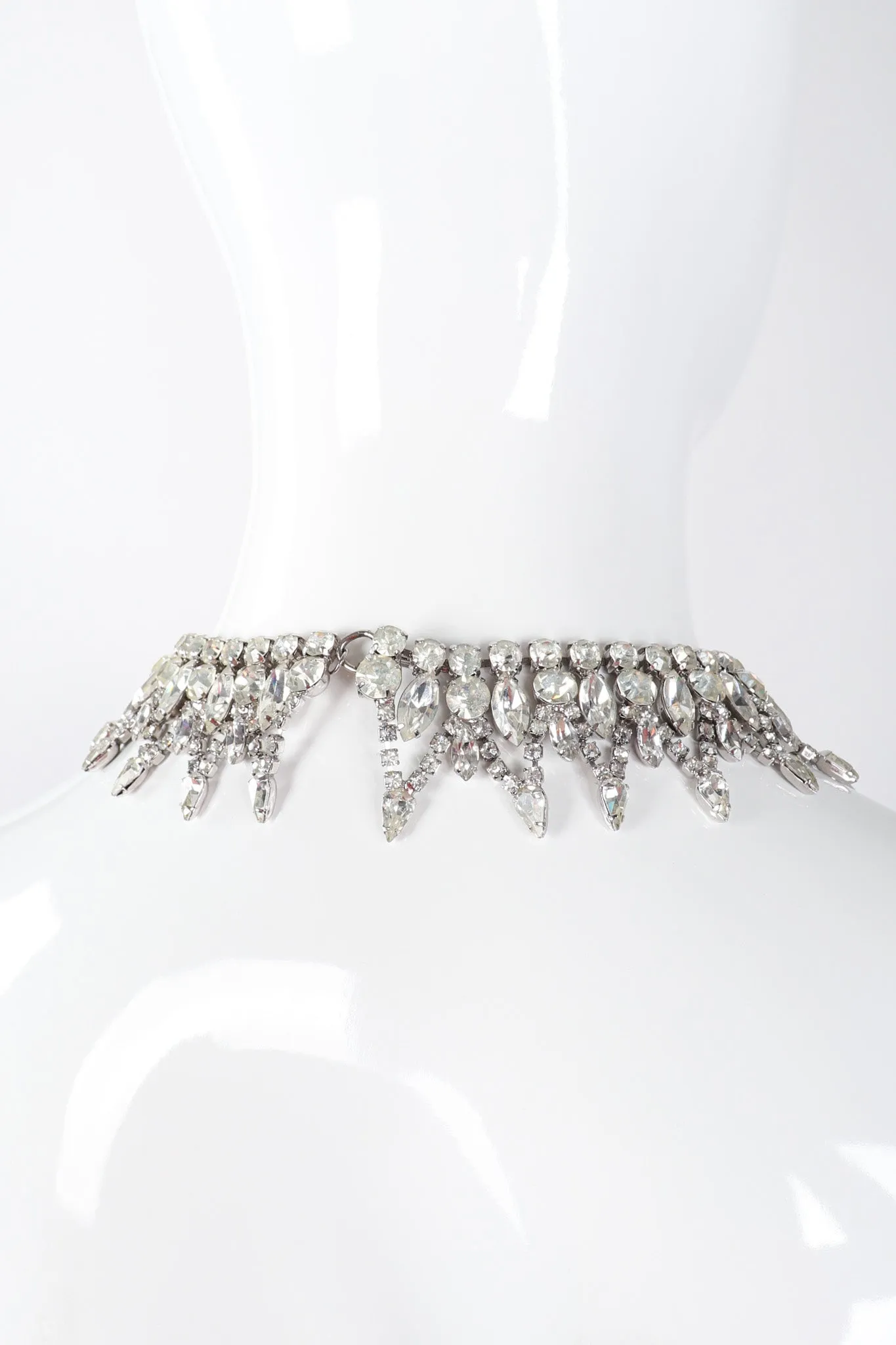 Pointed Crystal Collar