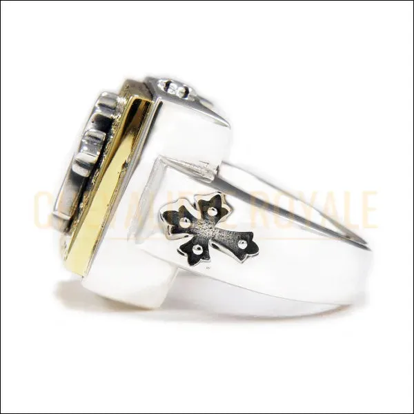 Style Robuste : La Bague Croix en Argent Massif