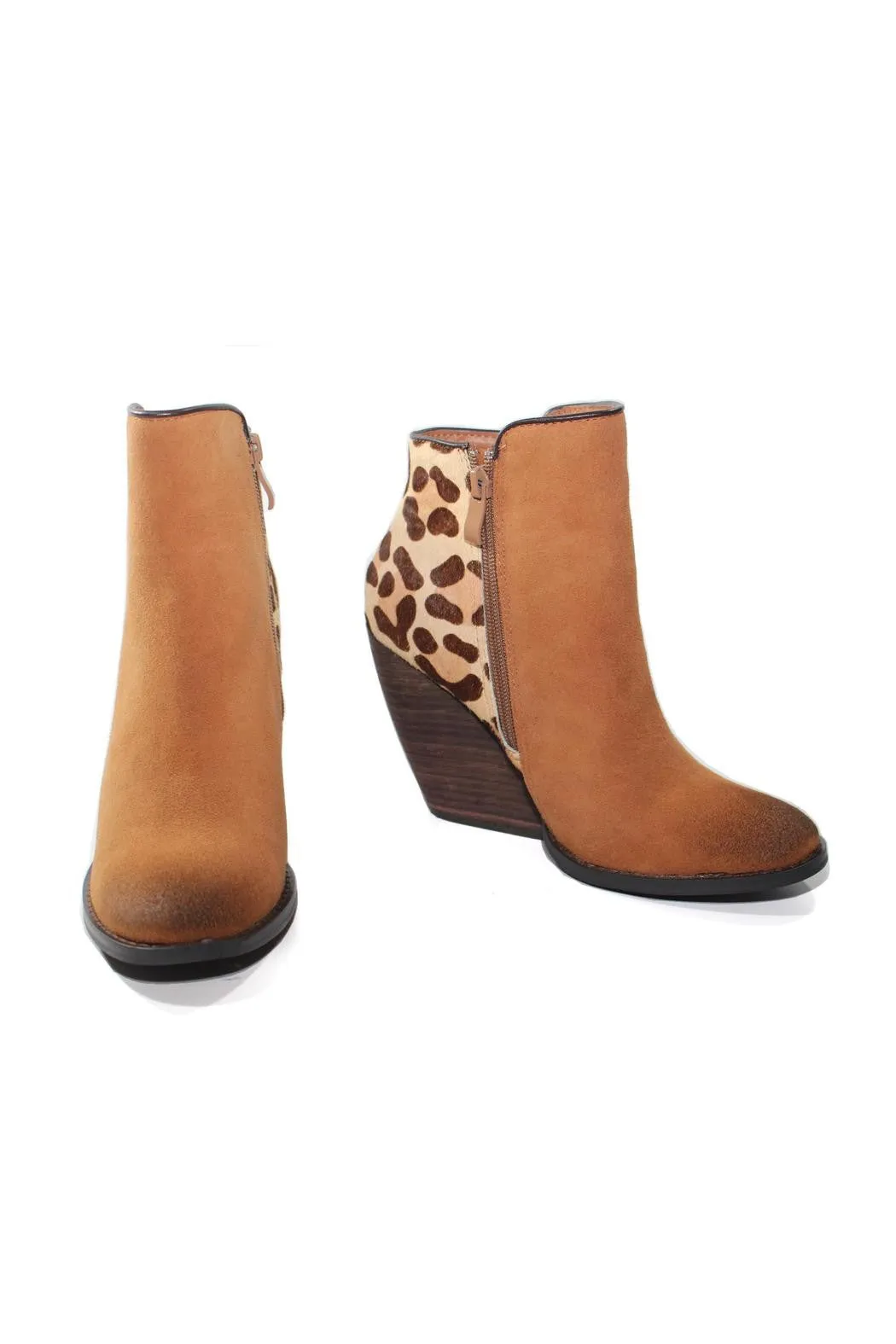 Very Volatile | Chatter Leopard Bootie