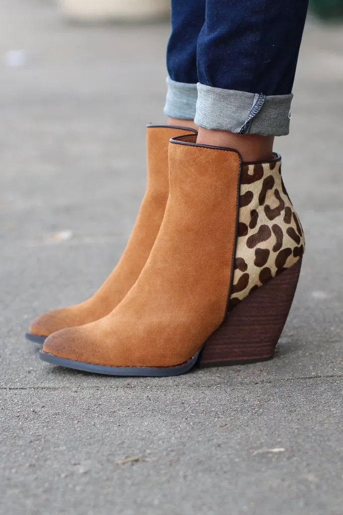 Very Volatile | Chatter Leopard Bootie