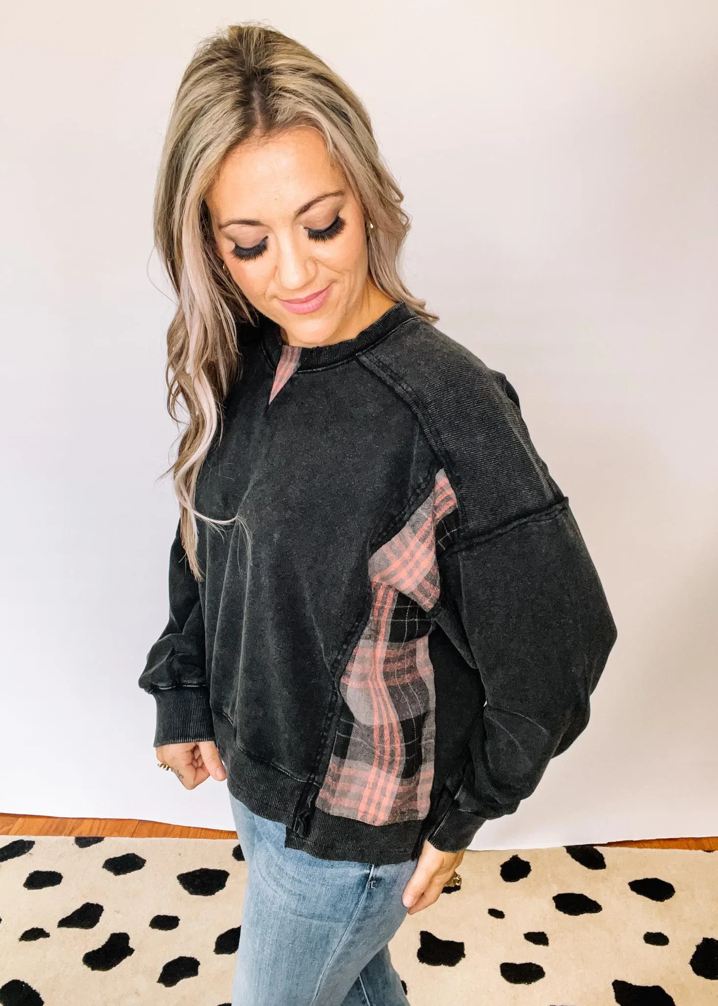 Washed Black Plaid Contrast Pullover